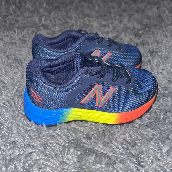 New balance size 4C - Picture 1 of 3